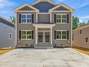 Building Photo - 259 Vanderbilt Rd