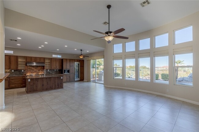 Building Photo - 2749 Botticelli Dr