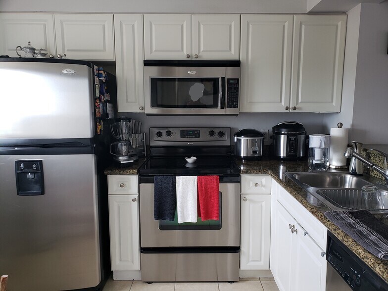 Building Photo - 1 Glen Royal Pkwy