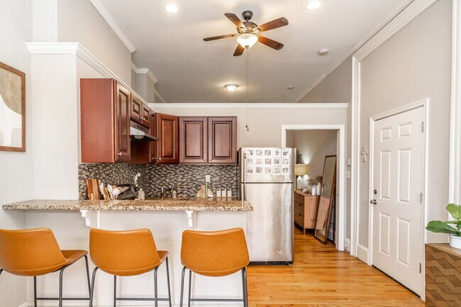 Building Photo - 1 Bedroom | 1 Bath - Museum Area, Philadelphia PA