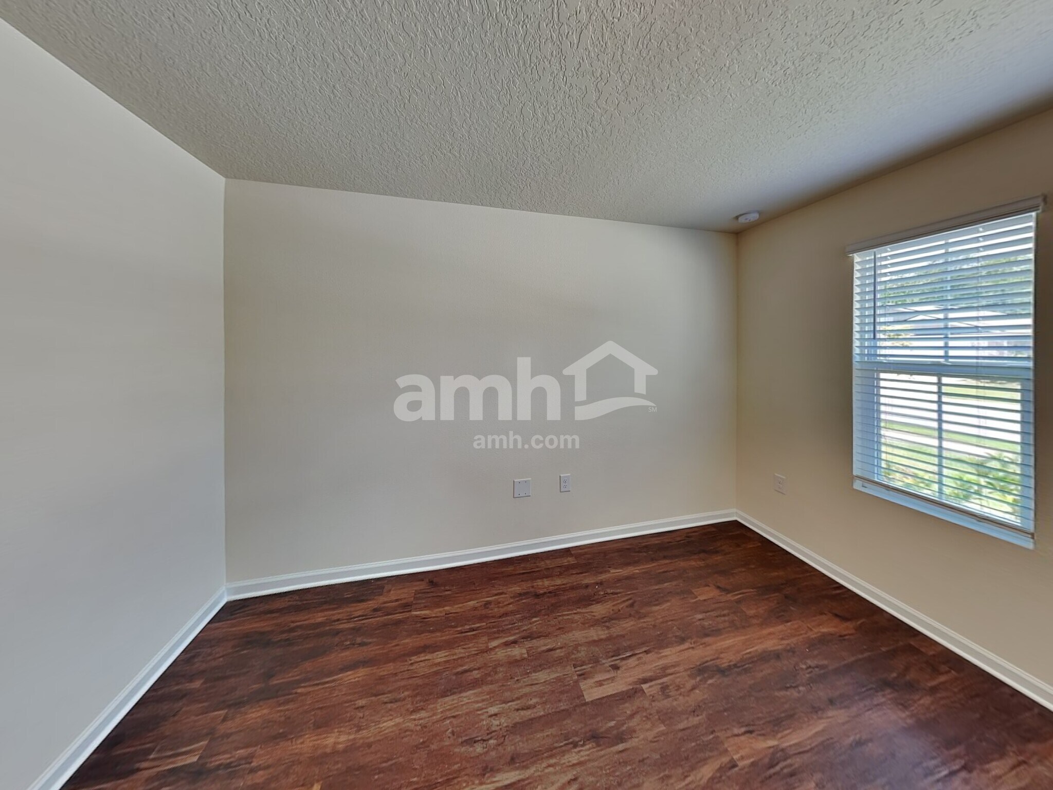 Building Photo - 40 N Hamilton Springs Rd