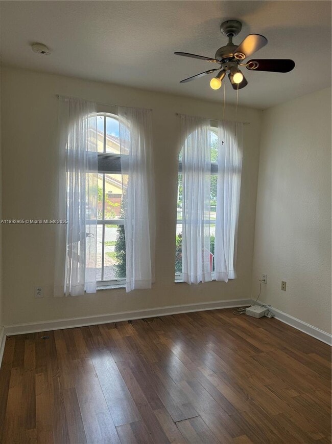 Building Photo - 15030 SW 9th Terrace