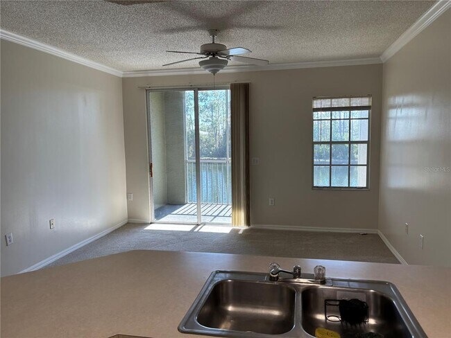 Building Photo - 5552 Bentgrass Dr