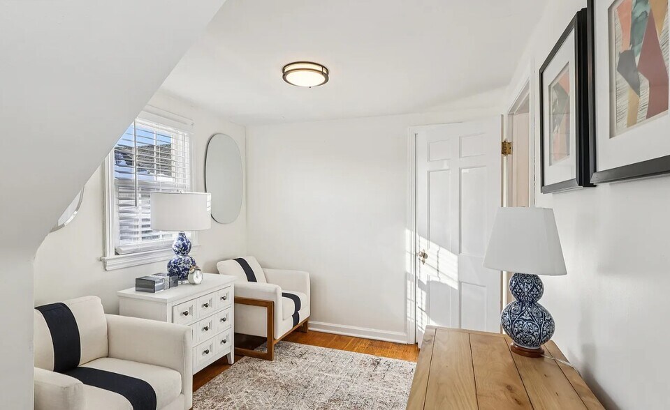 Building Photo - 3653 Winchell Rd