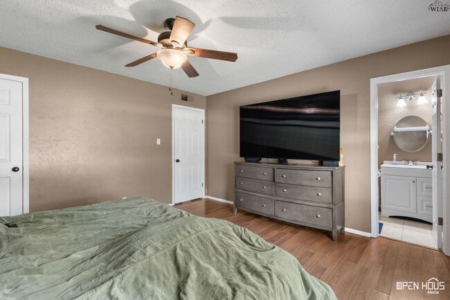 Building Photo - 4906 Colleen Dr