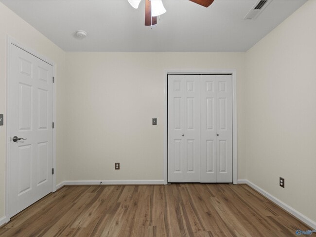 Building Photo - 826 Eldorado Ave SE