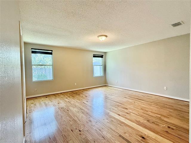 Building Photo - 1620 Flagstone Ln