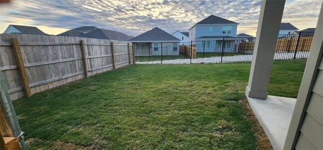 Building Photo - 2333 Moon Tower Trl