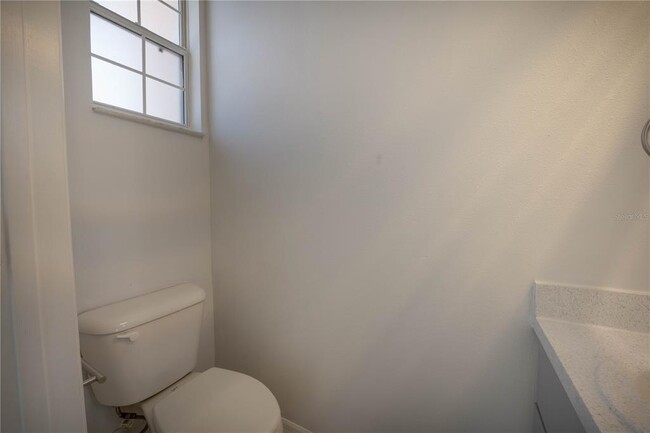 Building Photo - 1241 S Beach Cir
