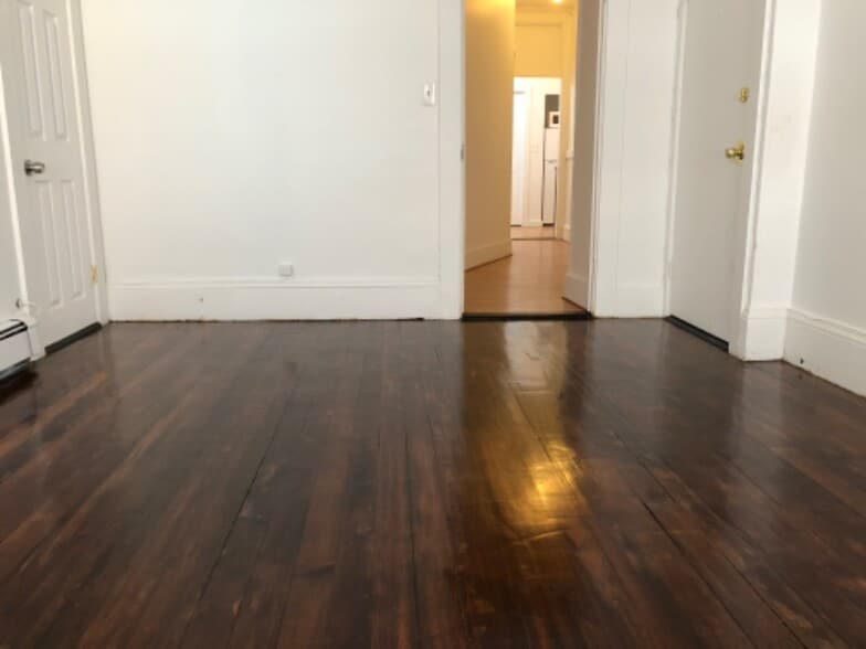 Building Photo - 34 Cunard St