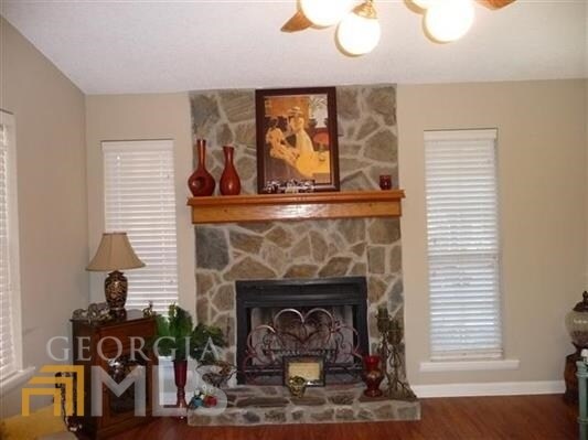 Building Photo - 223 Somerset Dr