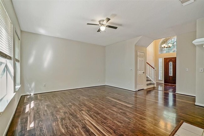 Building Photo - 18 Beckett Hill Pl