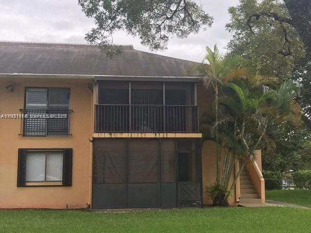 Building Photo - 5855 Washington St