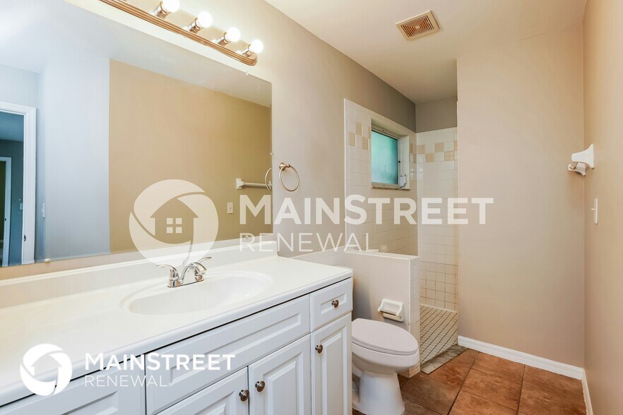 Building Photo - 8434 Blackberry Rd