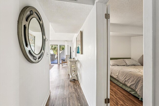 Building Photo - 130 Ocean Hibiscus Dr
