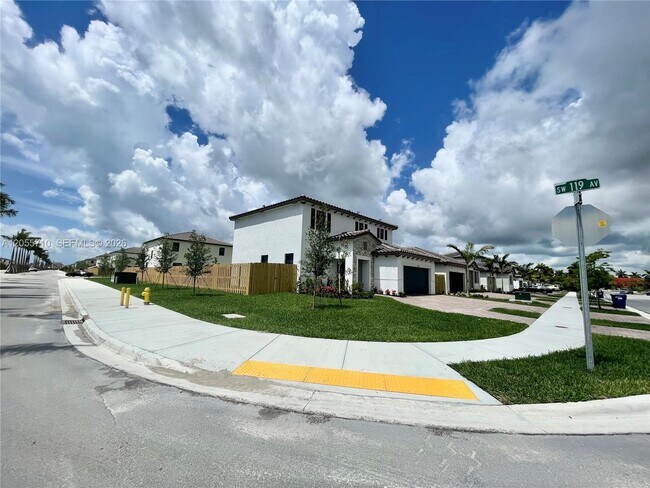 Building Photo - 11904 SW 240th St