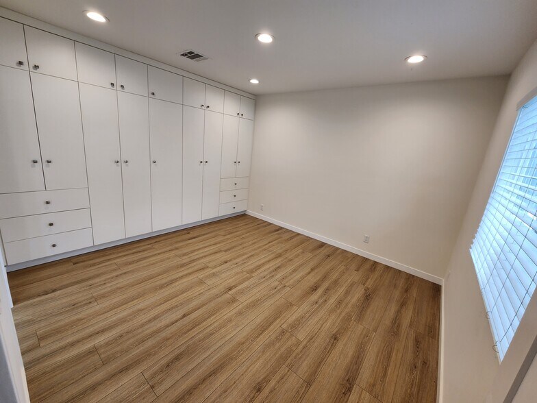 Building Photo - 14203 Burton St