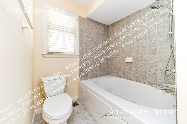 Building Photo - 5854 Dogwood Cir