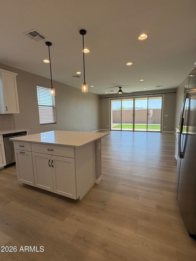 Building Photo - 48395 N Dorotea Wy