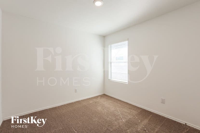 Building Photo - 5174 Fowler Crst