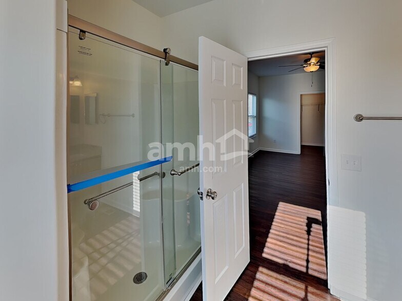 Building Photo - 337 Karst Cir