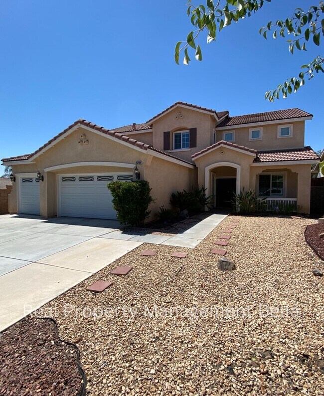 Building Photo - 25249 Silverwood Ln
