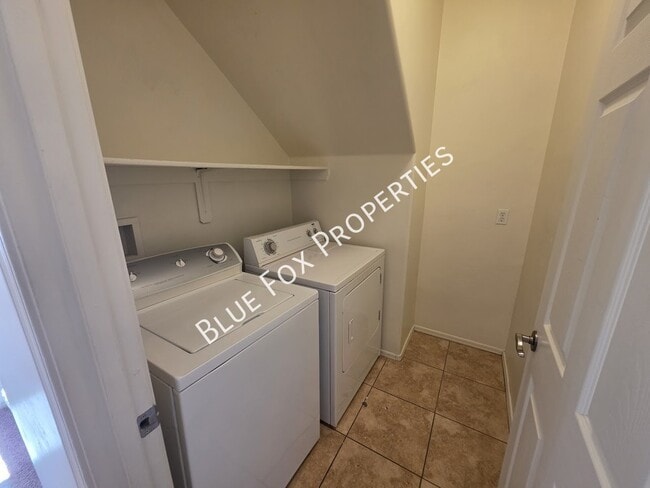 Building Photo - 3508 W Lost Village Ln