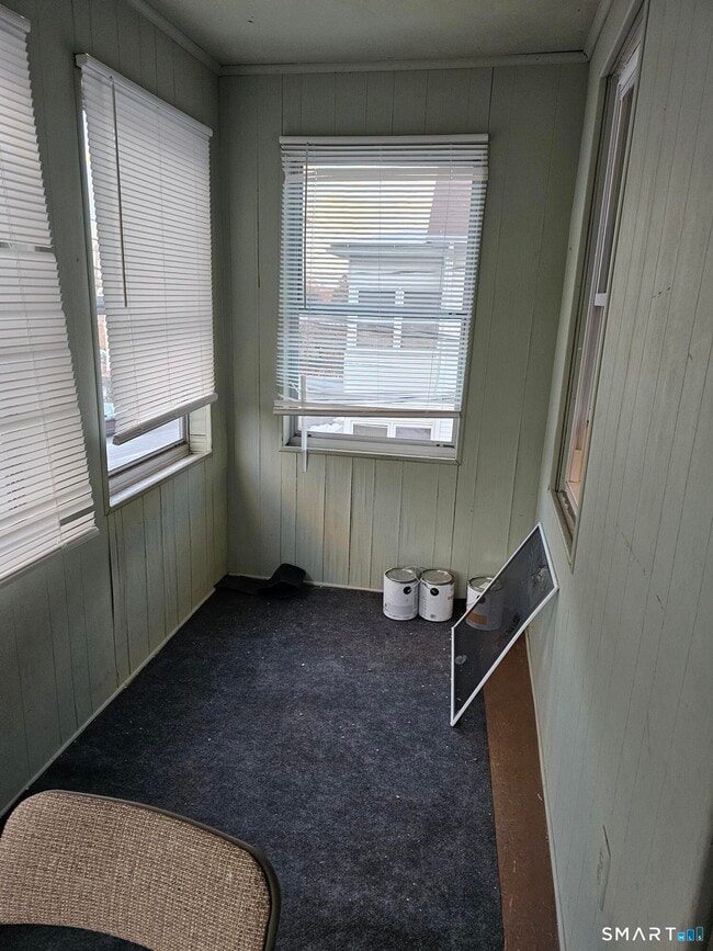 Building Photo - 193 Daly Ave