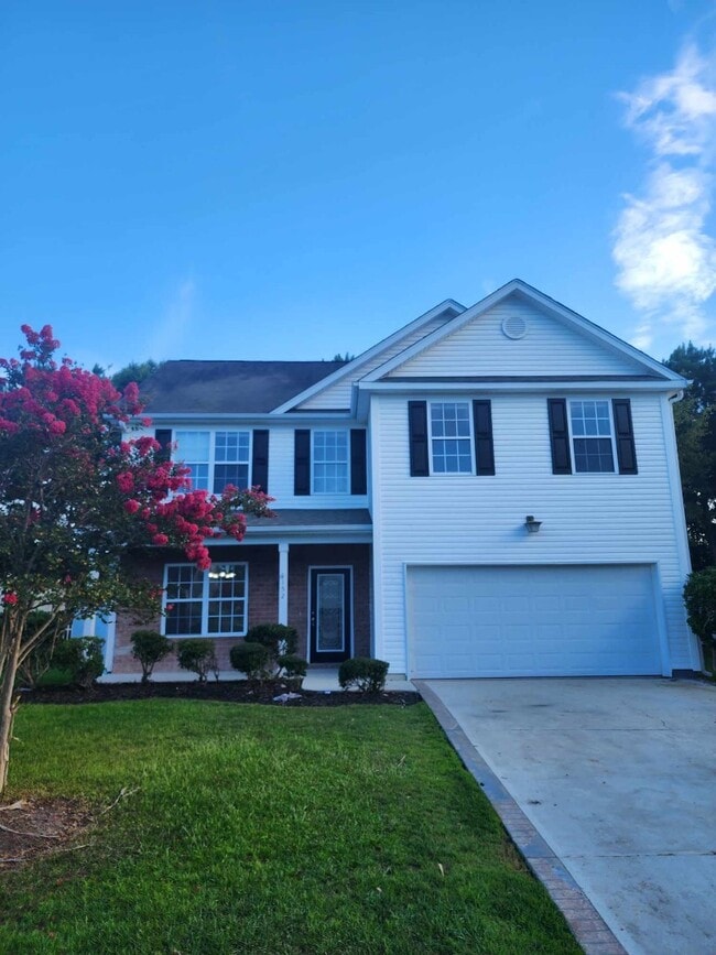 Primary Photo - 152 Molinia Dr