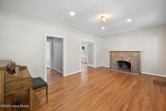 Building Photo - 4513 S 6th St