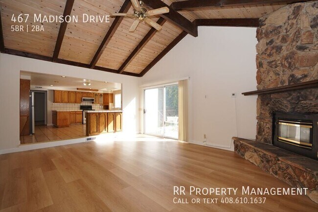 Building Photo - Spacious Home in Beautiful Blossom Valley ...