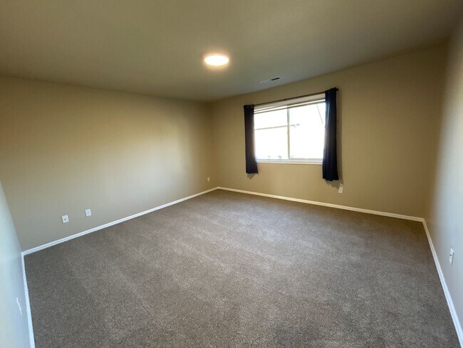 Building Photo - Experience Community in SE Corvallis