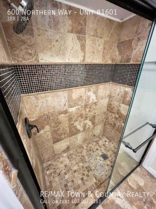 Building Photo - 600 Northern Way