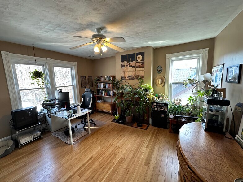 2nd Floor Bedroom - 1781 William Howard Taft Rd