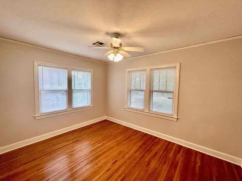 Building Photo - 1011 E 36th St