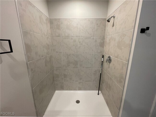 Building Photo - 3720 SW 12th Pl