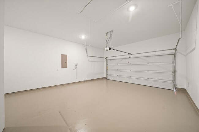 Building Photo - 4627 Windmill Lndg Ln