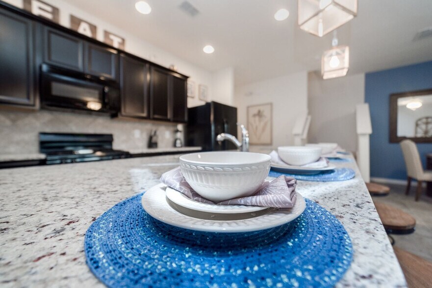 Building Photo - 4711 Terrasonesta Dr