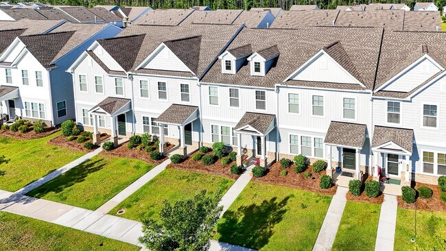 Building Photo - 274 Godwit Dr