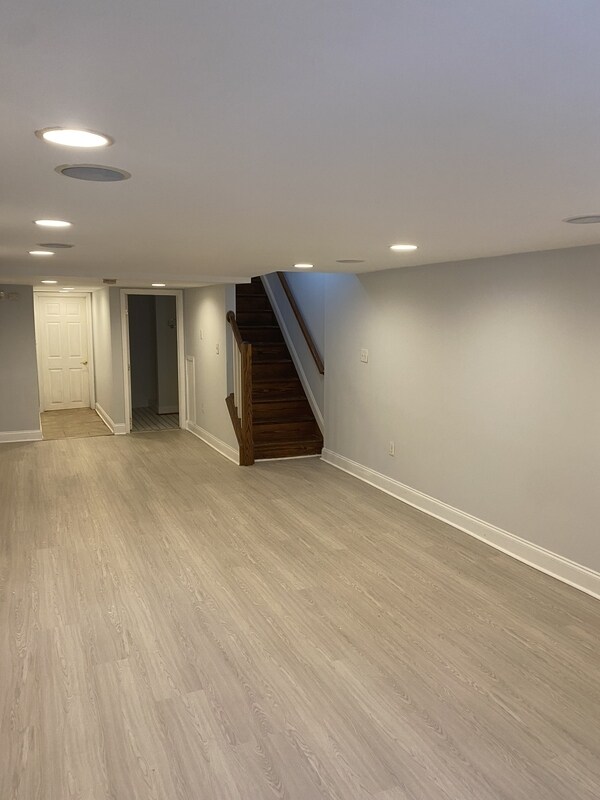 Building Photo - 212 N Luzerne Ave
