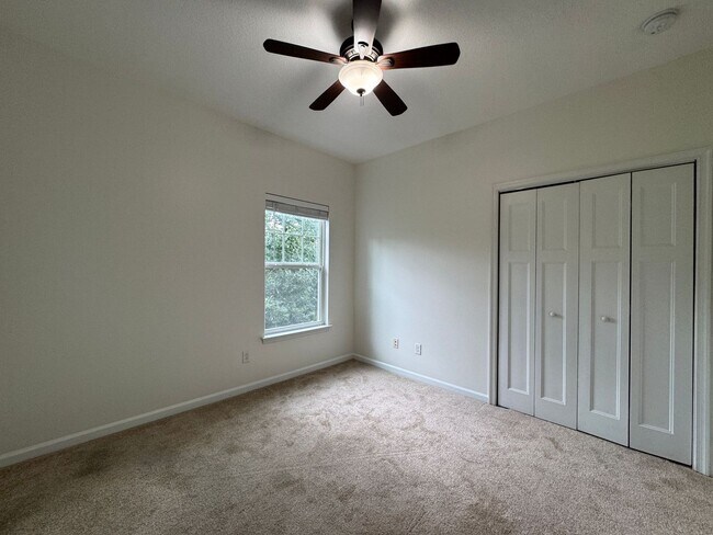 Building Photo - Spectacular Townhouse!  "ASK ABOUT OUR ZER...