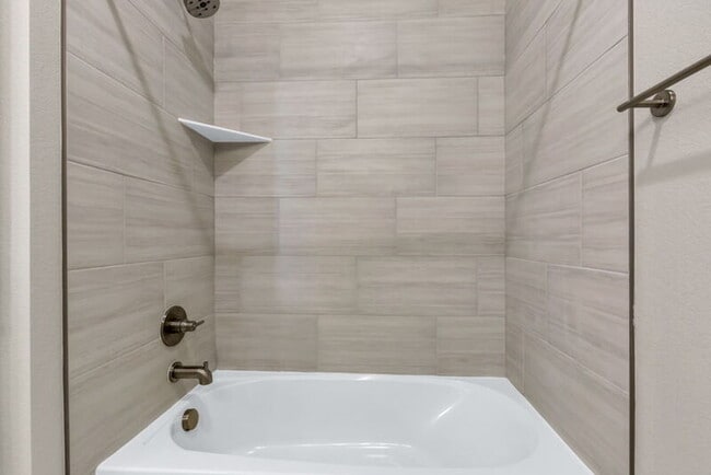Building Photo - 1555 W 67th Ave