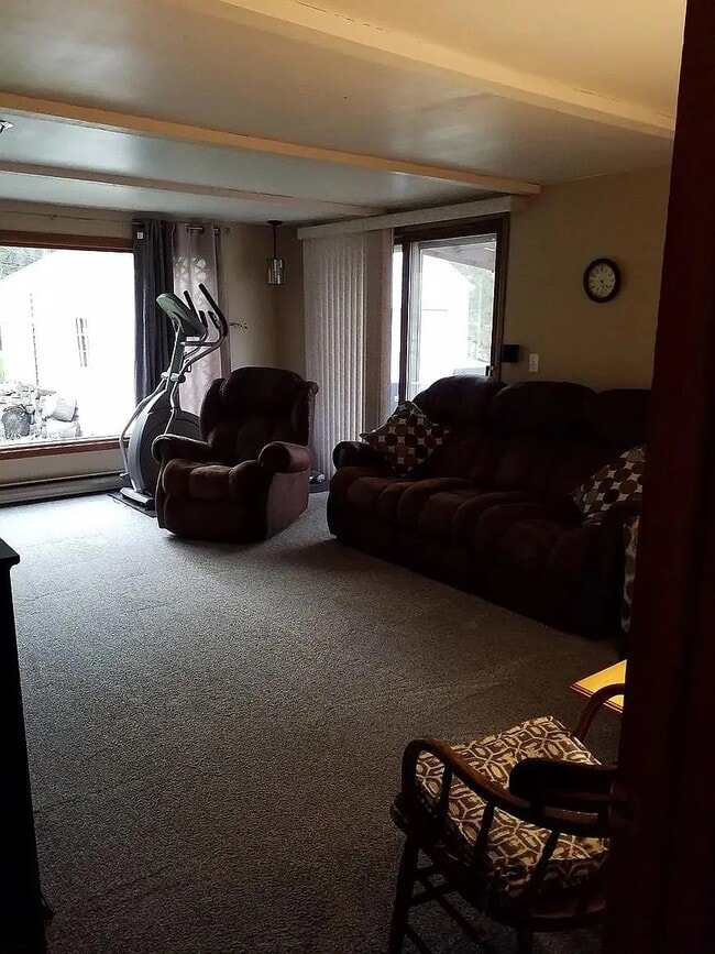 Building Photo - 509 S Oxford Ave