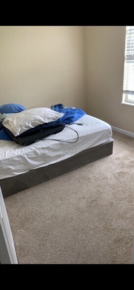 2nd bedroom - 6436 Long Timber Dr