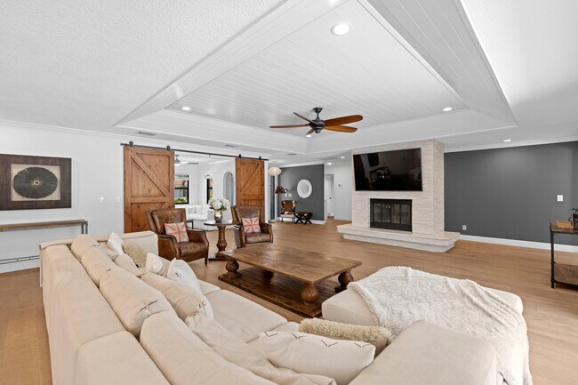 Building Photo - 12931 N Normandy Way
