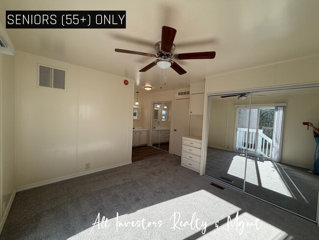 Building Photo - 141 Douglas Dr