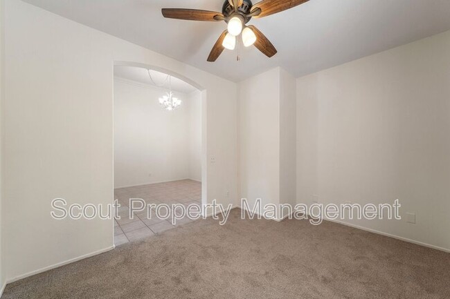 Building Photo - 37775 Amber Ln