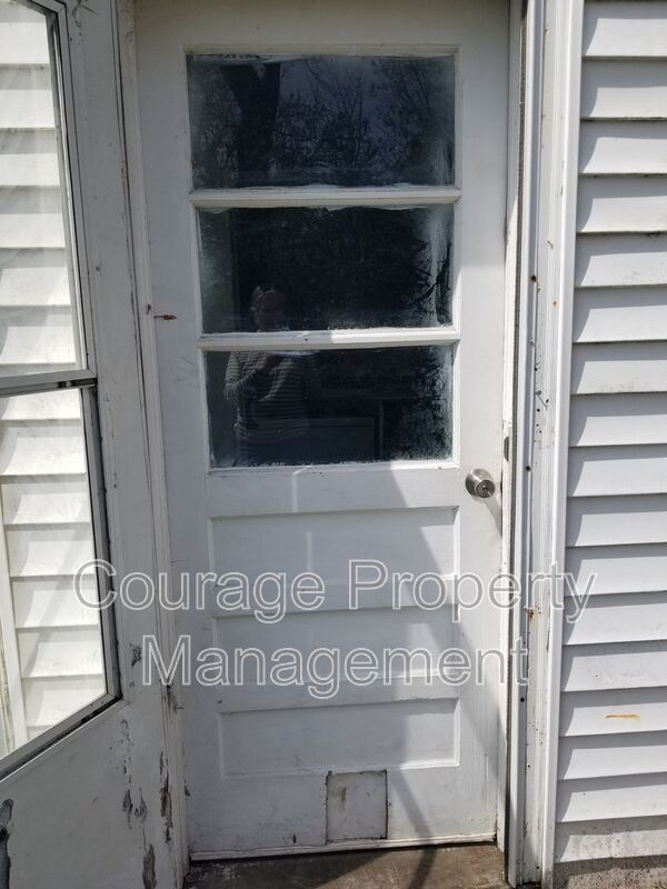 Building Photo - 109 Chestnut St