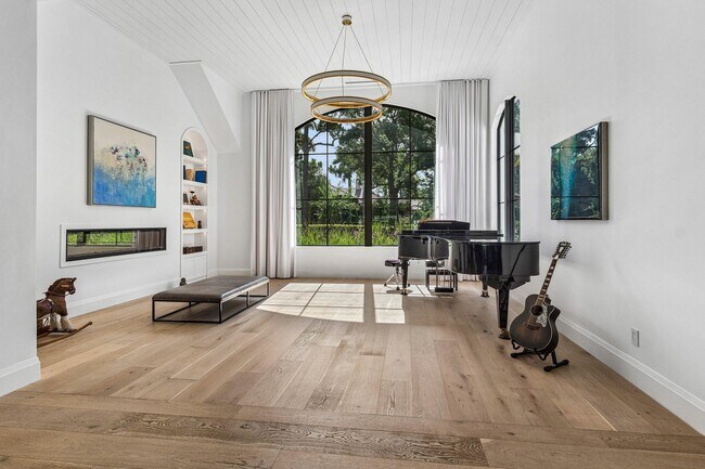 Building Photo - 16388 Bridlewood Cir