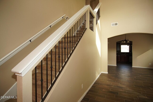 Building Photo - 14375 Whisper Mare Ct